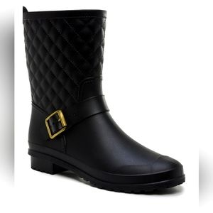 Quilted detailed rainboots size 6